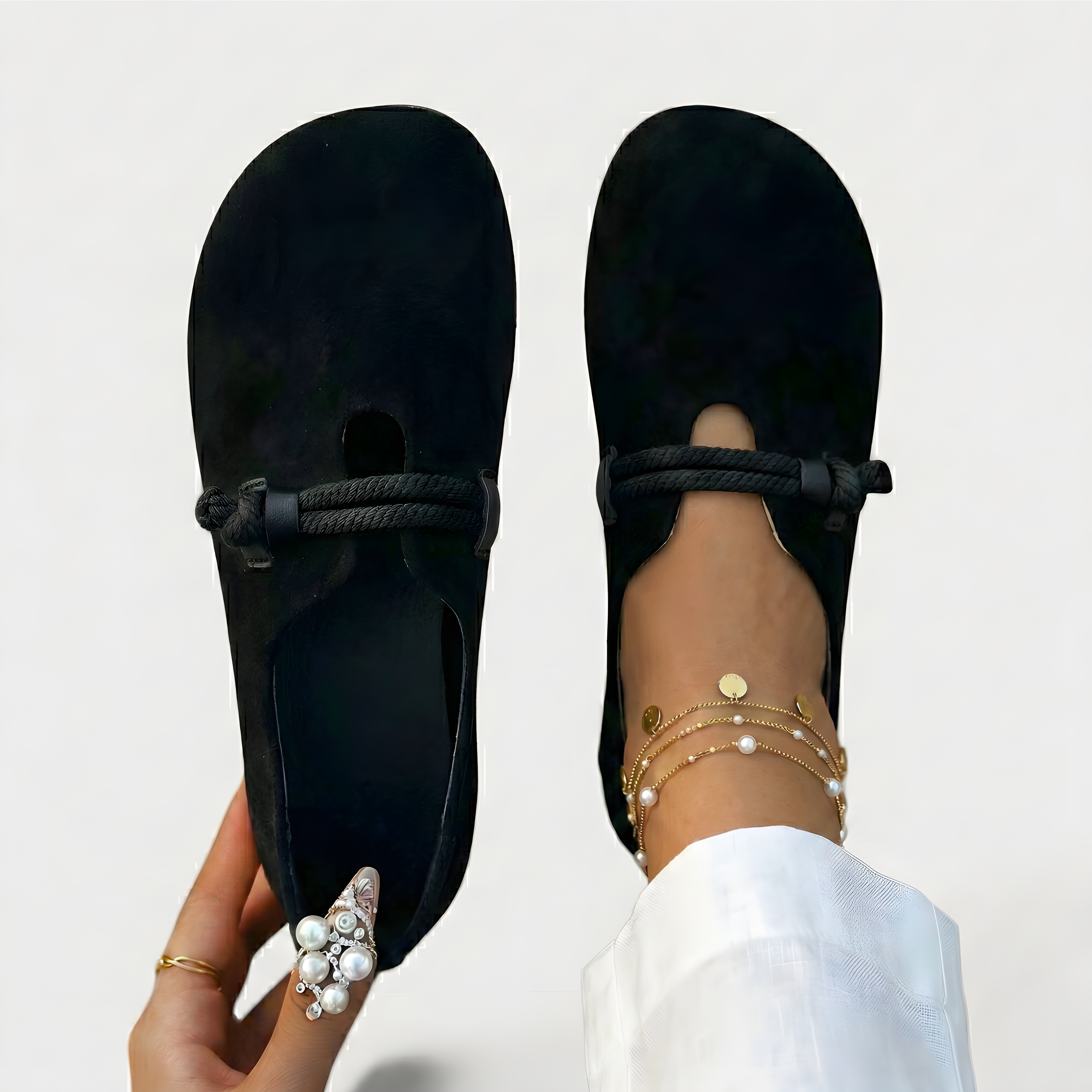 Black / 12